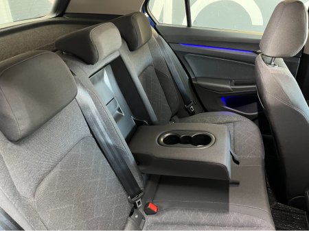 2024 Volkswagen Golf - thumbnail 11