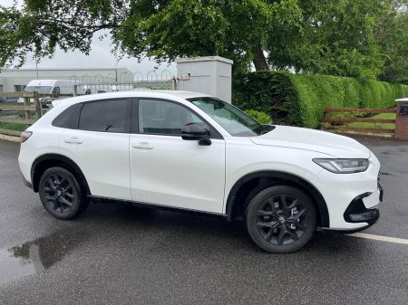 2025 Honda ZR-V ZR-V e:HEV Hybrid SPORT €49,950 thumbnail