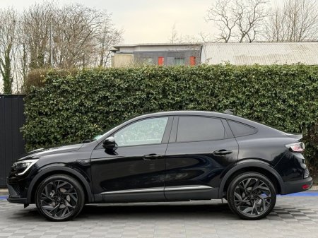 2025 Renault Arkana - thumbnail 3