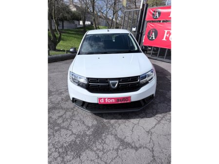 2018 Dacia Sandero - view 3