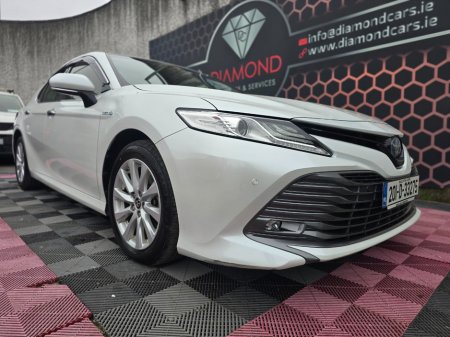 2020 Toyota Camry - thumbnail 11