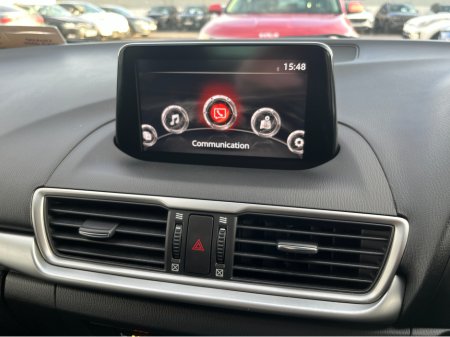 2019 Mazda Mazda3 EXECUTIVE SE 1.5 PETROL //HEATED SEATS//CARPLAY// €12,950 thumbnail