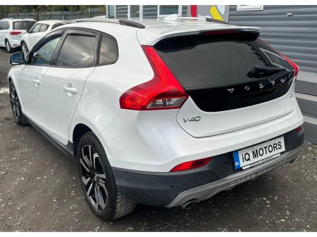 2016 Volvo V40 Cross Country 2.0L Diesel Automatic Diesel Low Mileage (9846) €13,995