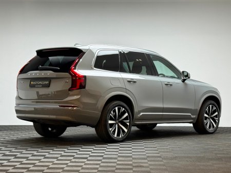 2025 Volvo XC90 - thumbnail 6