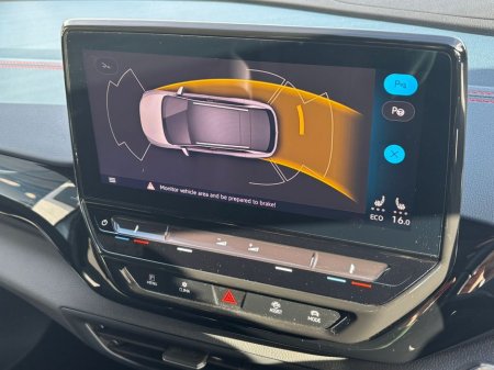 2022 Volkswagen ID.4 GTX 220 KW GTX Business 77KWH 299HP €26,990 thumbnail