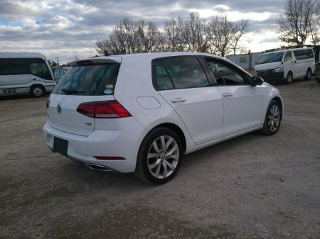 2017 Volkswagen Golf - thumbnail 5