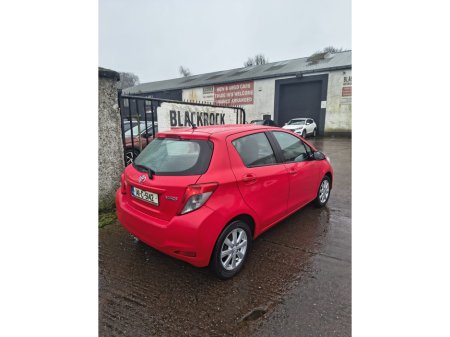 2014 Toyota Yaris 1.0 AURA 4DR €8,950 thumbnail