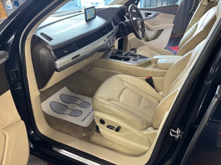 2016 Audi Q7 - thumbnail 16