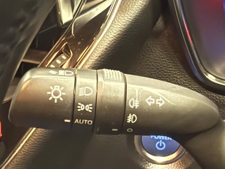 2019 Toyota Corolla 1.8 Hybrid Luna Sport Hatchback €18,900 thumbnail