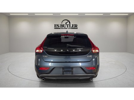 2017 Volvo V40 - thumbnail 4