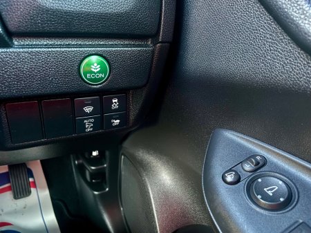 2016 Honda Fit  €9,199 thumbnail