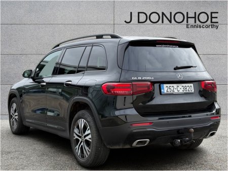 2025 Mercedes-Benz GLB - thumbnail 2