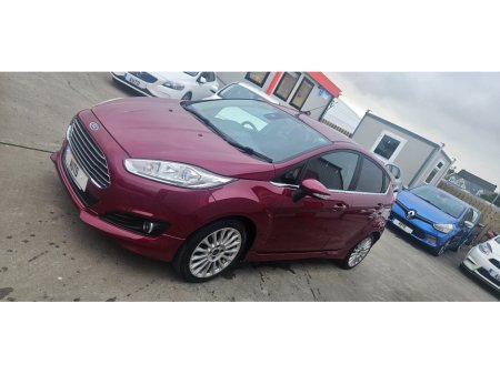 2015 Ford Fiesta - thumbnail 17