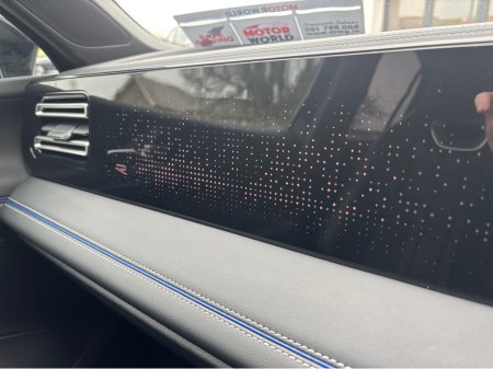 2025 Volkswagen Tiguan R-LINE ETSI S-A TSI DSG €49,900 thumbnail