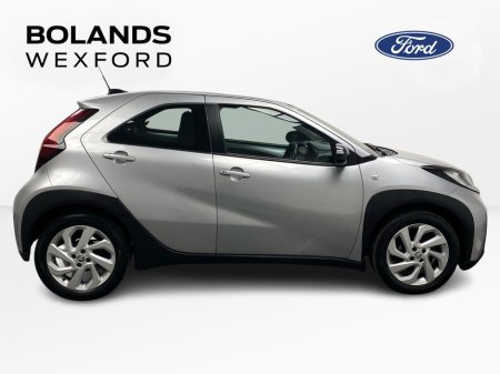 2023 Toyota Aygo X 1.0 Pulse €15,995