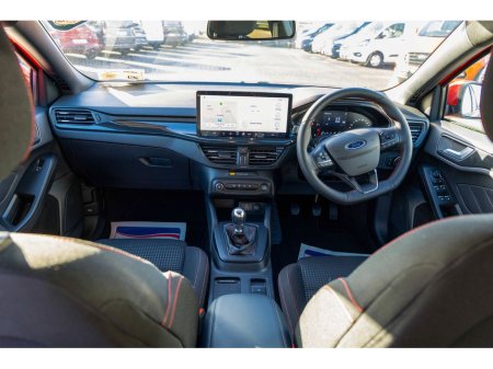 2024 Ford Focus 2024 Ford Focus 1.0L EcoBoost 125PS ST-Line €26,950 thumbnail