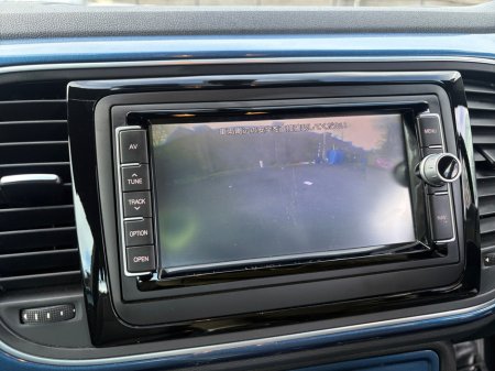 2016 Volkswagen Beetle 1.2 Petrol Auto €14,900 thumbnail