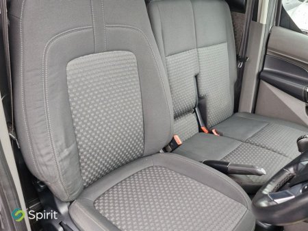 2020 Ford Transit - thumbnail 17