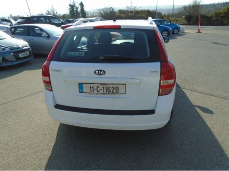 2011 Kia Ceed - thumbnail 4