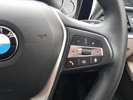 2019 BMW 3 Series - thumbnail 16