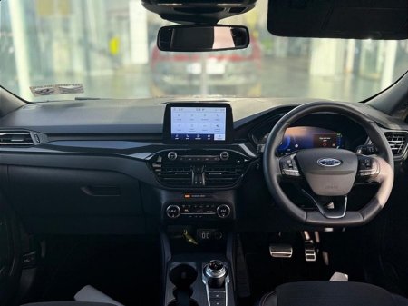 2022 Ford Kuga - thumbnail 4