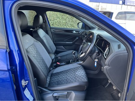 2024 Volkswagen T-Roc - thumbnail 10