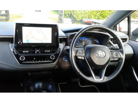 2023 Toyota Corolla - photo 2