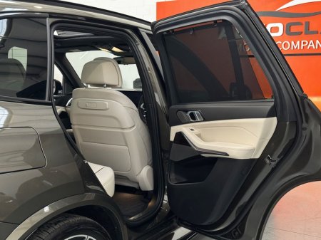 2025 BMW X5 - thumbnail 26