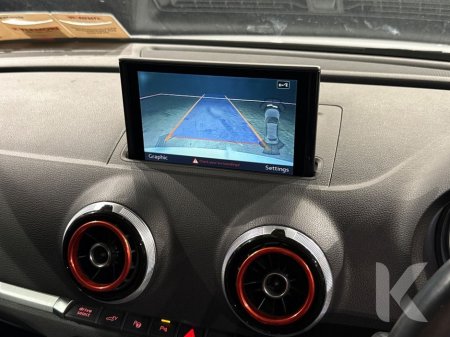 2017 Audi A3 E-TRON 1.4L TFSI HYBRID AUTOMATIC - ELECTRIC SEATS - CRUISE CONTROL - REVERSE CAMERA - PARKING SENSORS €18,950 thumbnail