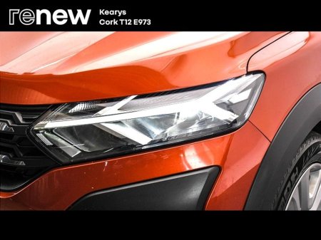 2022 Dacia Jogger Comfort TCe 110 €19,900 thumbnail