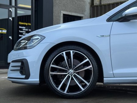 2017 Volkswagen Golf - thumbnail 8