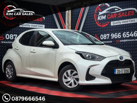 2020 Toyota Yaris 1 Year Warranty, Low Mileage,  1.5l hybrid