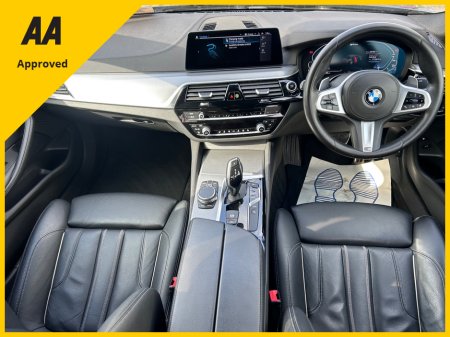 2019 BMW 5 Series - thumbnail 2