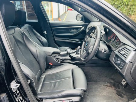 2019 BMW 3 Series 320 D // M-SPORT // 2 KEYS €27,950 thumbnail