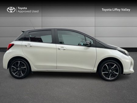 2017 Toyota Yaris 1.33 VVT-I DESIGN 99BHP 5 5DR €12,450