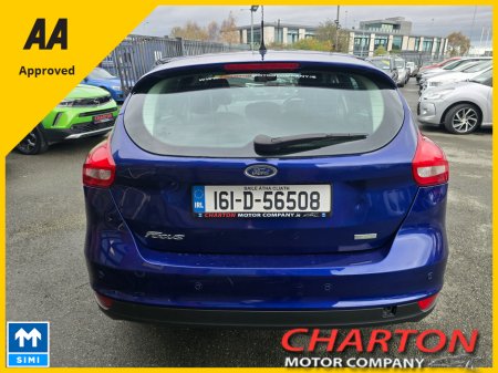 2016 Ford Focus - thumbnail 10