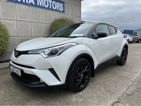 2020 Toyota C-HR HYBRID LUNA SPORT AUTOMATIC 1.8 PETROL //ADAPTIVE CRUISE CONTROL//KEYLESS ENTRY//REVERSE CAMERA//HEATED SEATS// €22,950