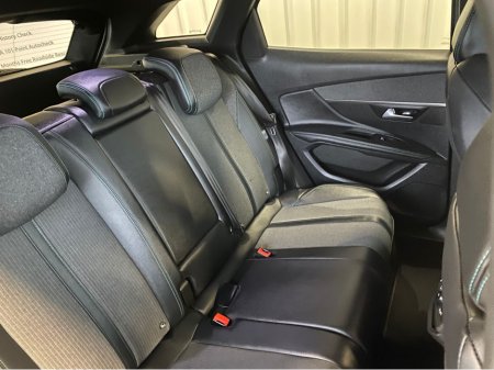 2023 Peugeot 3008 - thumbnail 11