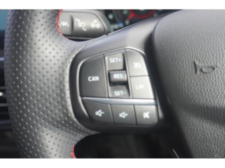 2025 Ford Focus - thumbnail 25