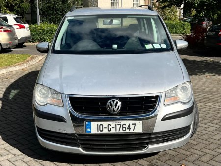 2010 Volkswagen Touran 1.9 TDI BLUEMOTION S 105PS 5DR €3,350
