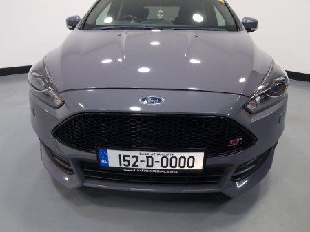 2015 Ford Focus 2.0 EcoBoost 250PS ST2 €18,950 thumbnail
