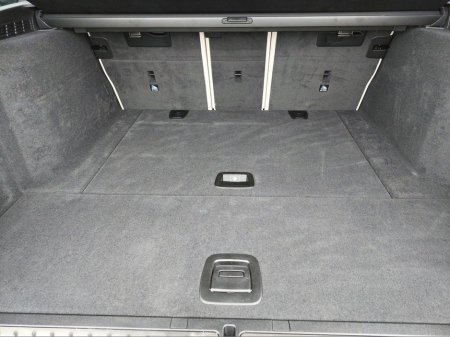 2024 BMW 5 Series - thumbnail 13