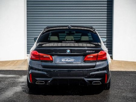 2019 BMW 5 Series - view 4