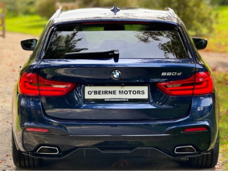 2019 BMW 5 Series - view 3