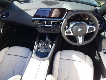 2025 BMW Z4 sDrive20i M Sport €76,995