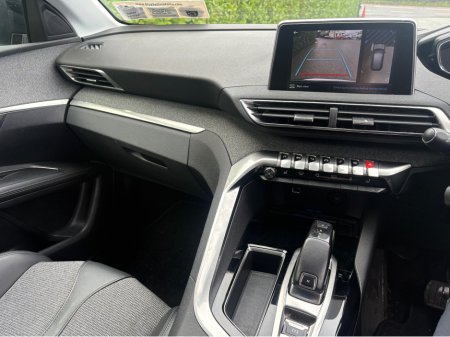 2019 Peugeot 3008 ALLURE 1.2 130 AUTOMATIC 6.2 4 €20,950 thumbnail