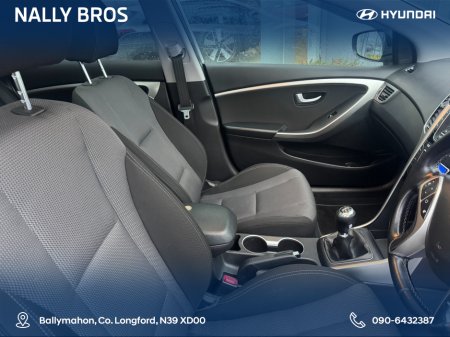 2014 Hyundai i30 1.6 PREMIUM 5DR €8,750 thumbnail