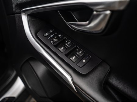 2014 Volvo V40 2014 Volvo V40 Cross Country Auto/New NCT/Warranty €10,888 thumbnail