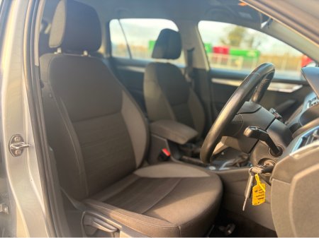 2019 Skoda Octavia SE 1.6 TDI DSG *FRESH NCT* €12,995 thumbnail