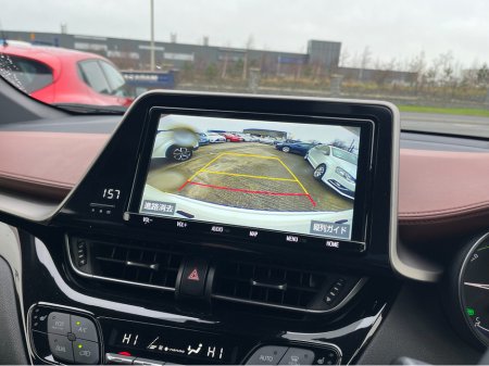 2019 Toyota C-HR 1.8 HYBRID AUTO LOW KM CAR PLAY €21,950 thumbnail